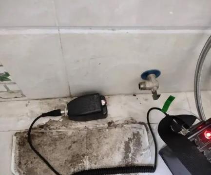 嘉黎屋顶漏水维修公司分享下卫生间漏水的危害及解决方法